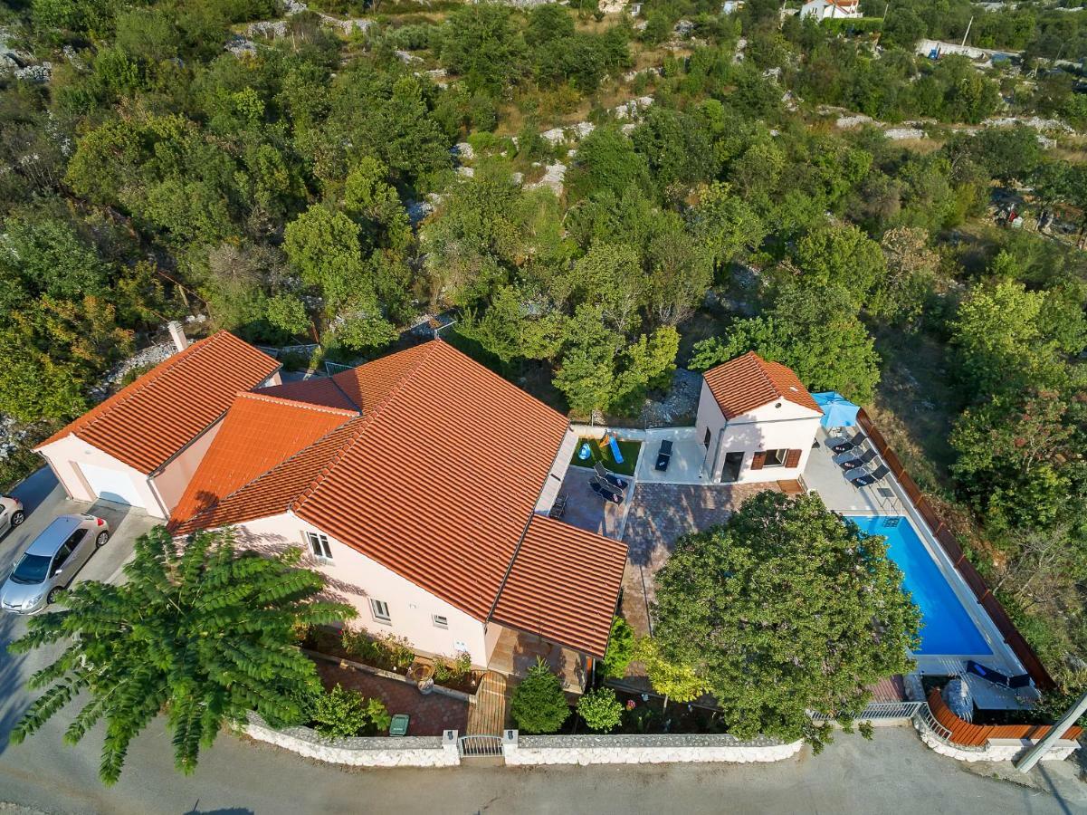 Villa Zvonimir Zagvozd Экстерьер фото