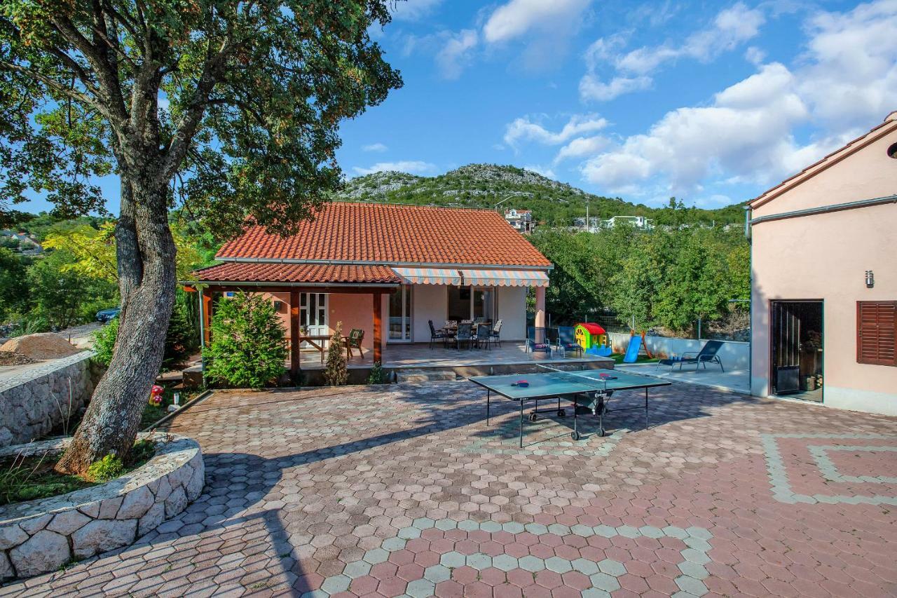 Villa Zvonimir Zagvozd Экстерьер фото